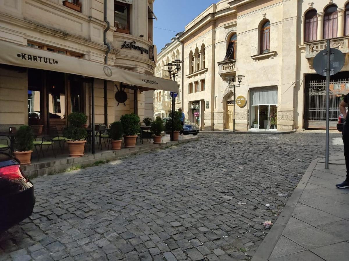 Pushkin Street Pearl Hotel Kʼutʼaisi Exterior foto