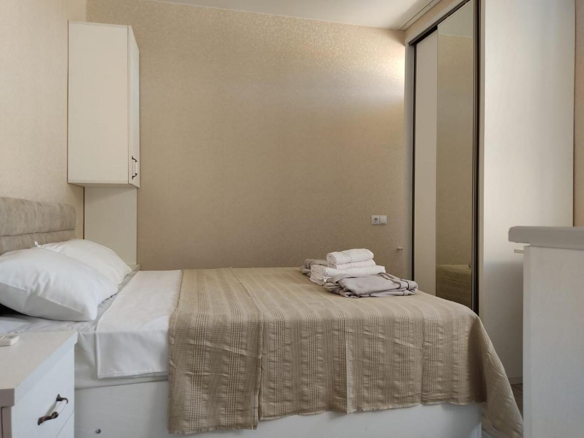 Pushkin Street Pearl Hotel Kʼutʼaisi Exterior foto
